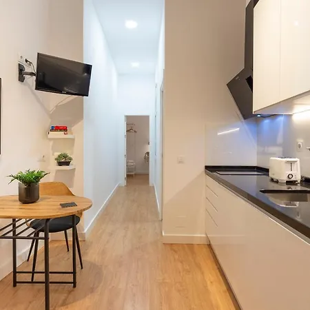 Apartamento Santos Thyssen By Ele Málaga